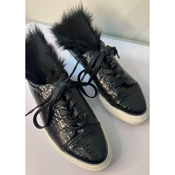 SIXTYSEVEN Women's Black Leather Croc Embossed Sneakers Point Toe Size 6.5 EU 37 - Picture 2 of 7